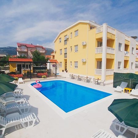 Villa Iva-Dom Kaštela المظهر الخارجي الصورة